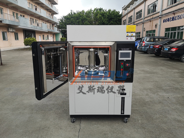 為什么氙燈老化試驗(yàn)箱要控制溫度和濕度